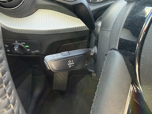Audi Q2 14 of 16
