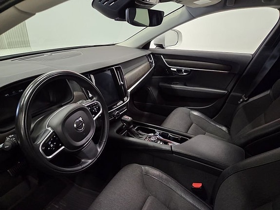 Volvo V90 Cross Country 10 of 10