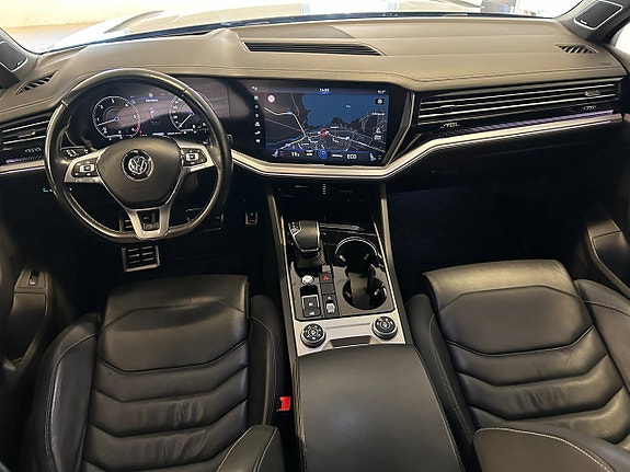 Volkswagen Touareg 13 of 30