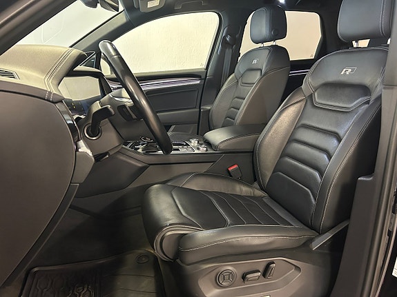 Volkswagen Touareg 9 of 30