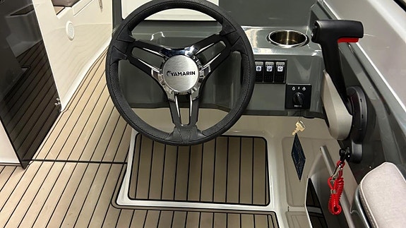 Yamarin 63 BR – 2026 års modell med nya faceliften! 2 of 5