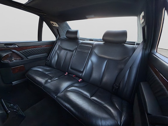 Mercedes-Benz S600 20 of 30