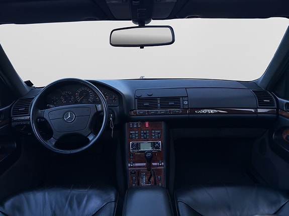 Mercedes-Benz S600 14 of 30