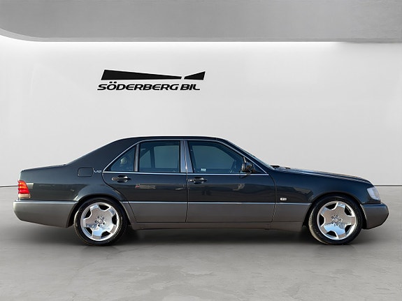 Mercedes-Benz S600 26 of 30