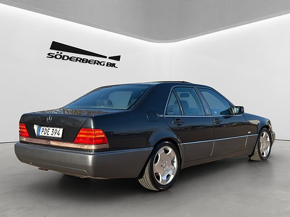 Mercedes-Benz S600 25 of 30