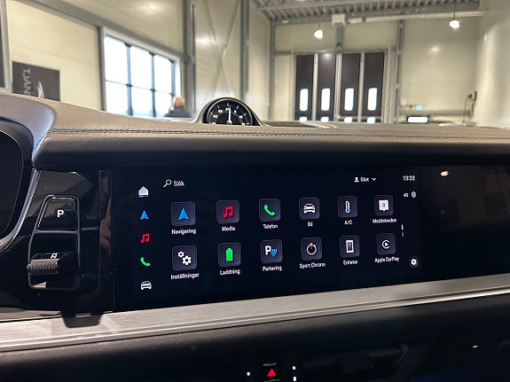 Porsche Cayenne 12 of 21