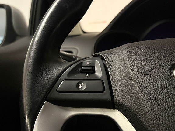 Kia Picanto 13 of 17