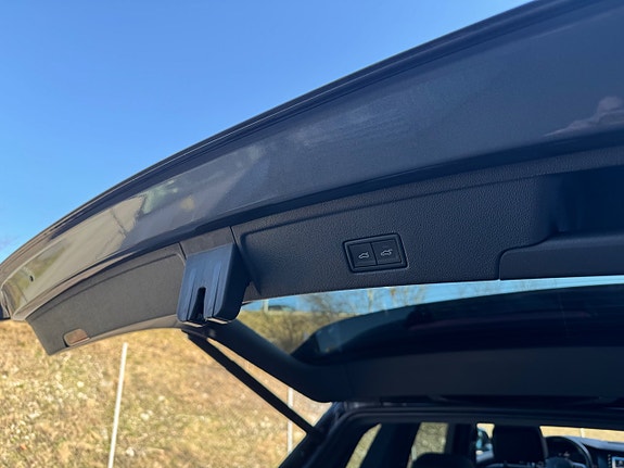 Volkswagen Touareg 25 of 28