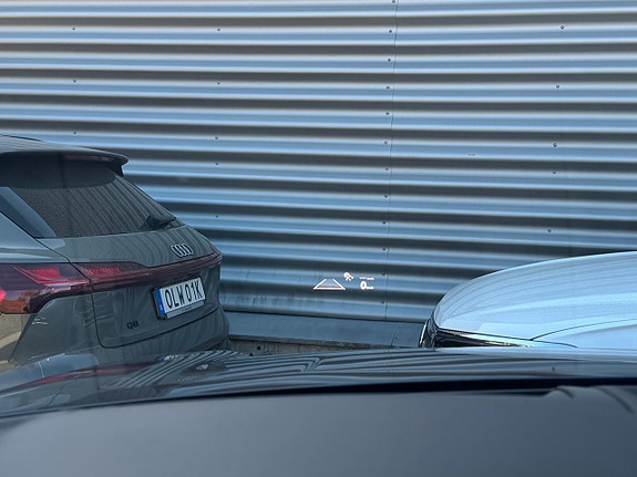 Volkswagen Touareg 18 of 28