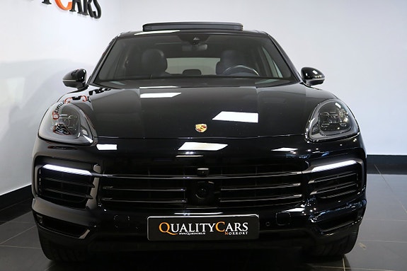 Porsche Cayenne 5 of 5