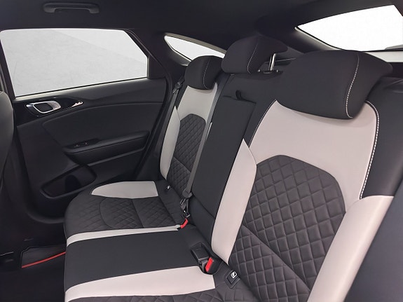 Kia ProCeed 22 of 27