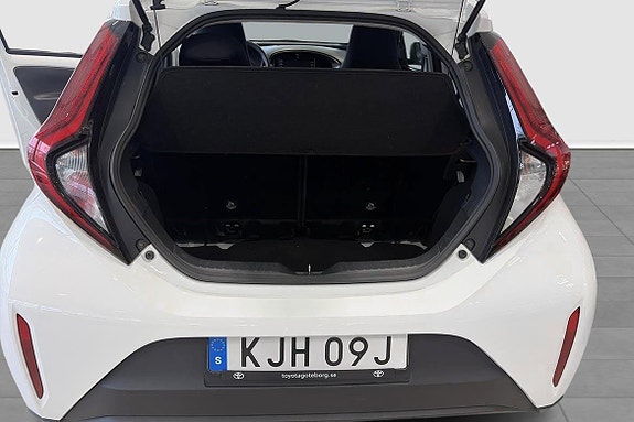 Toyota Aygo X 13 of 13