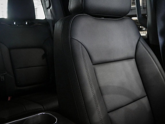 Chevrolet Silverado EV 28 of 29