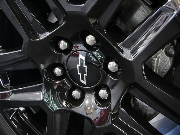 Chevrolet Silverado EV 13 of 29