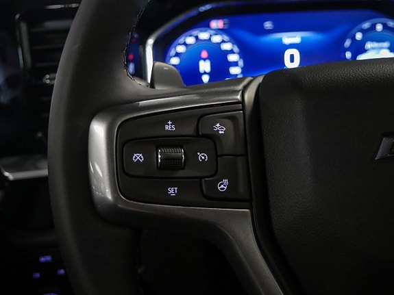 Chevrolet Silverado EV 18 of 29