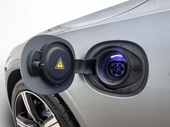 Volvo S90 10 of 30