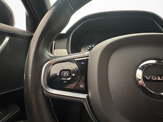 Volvo S90 18 of 30
