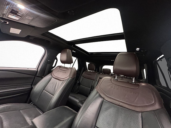 Ford Explorer 13 of 30