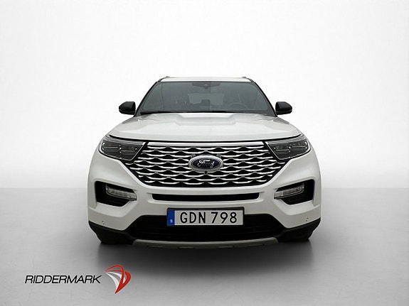 Ford Explorer 2 of 5