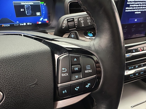 Ford Explorer 19 of 30