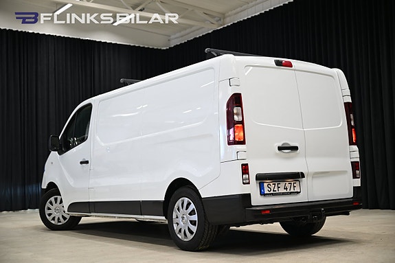 Renault Trafic 5 of 5