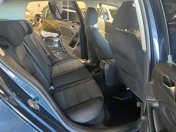Volkswagen Golf VI 8 of 14