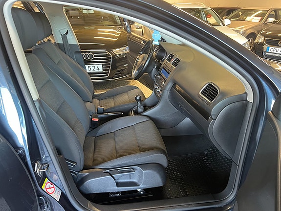 Volkswagen Golf VI 7 of 14