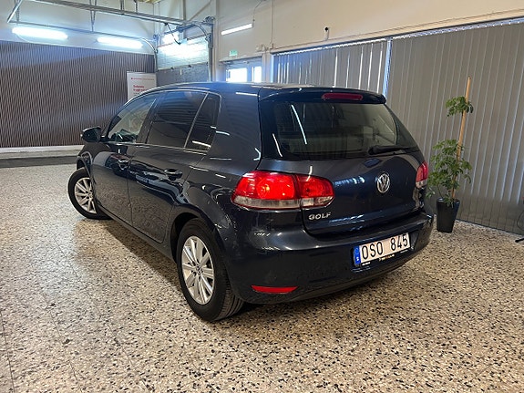 Volkswagen Golf VI 12 of 14