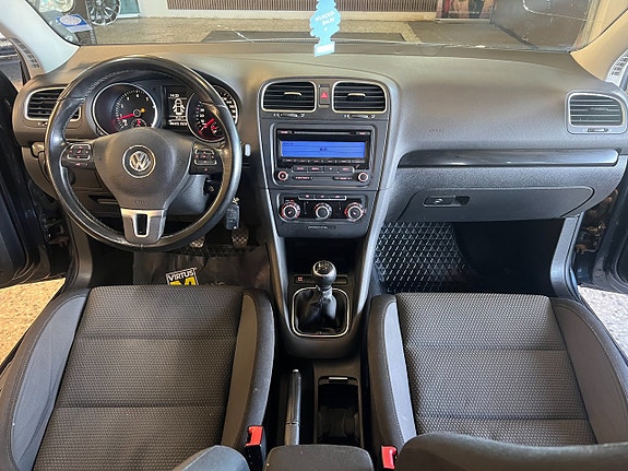 Volkswagen Golf VI 11 of 14