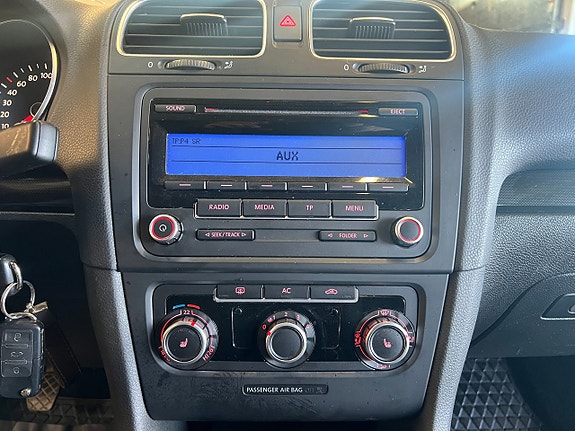 Volkswagen Golf VI 9 of 14