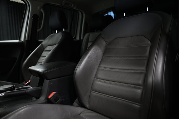 Volkswagen Amarok 20 of 30