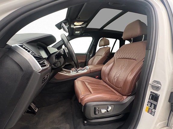 BMW X5 29 of 30