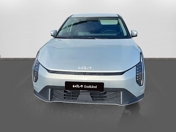 Kia EV4 2 of 5