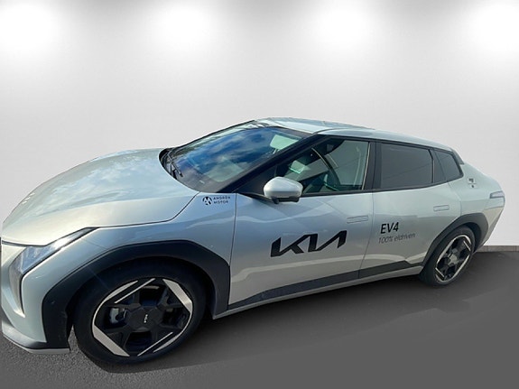 Kia EV4 4 of 5