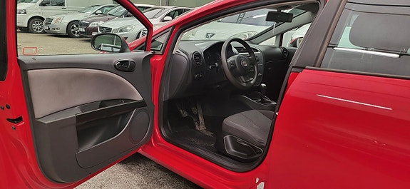 Seat Leon 9 of 13