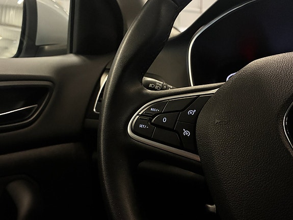 Renault Megane 18 of 25