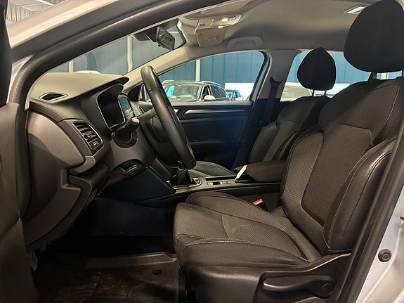Renault Megane 15 of 25