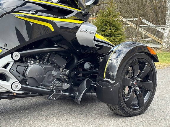 Can-Am Spyder F3-S 1330cc #SÅLD# 12 of 26