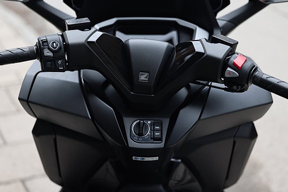 Honda FORZA 350 Scooter | Svart | NU I LAGER! 8 of 16
