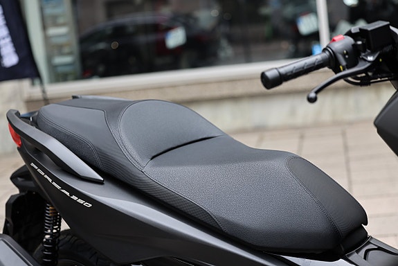 Honda FORZA 350 Scooter | Svart | NU I LAGER! 7 of 16