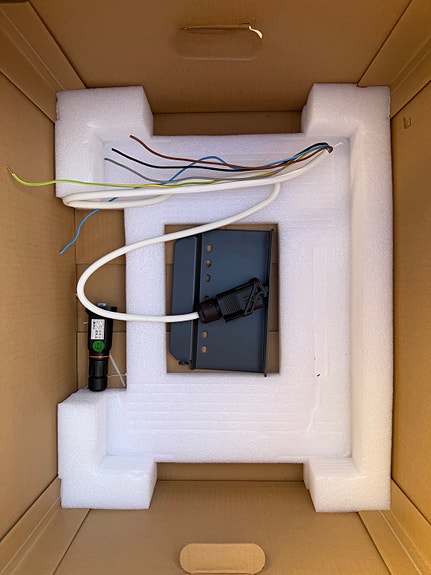 Product image 9 of 10