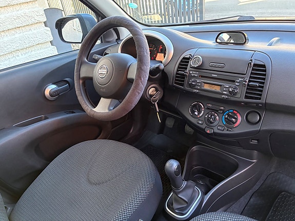 Nissan Micra 20 of 30