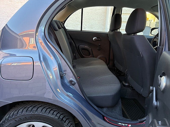 Nissan Micra 28 of 30