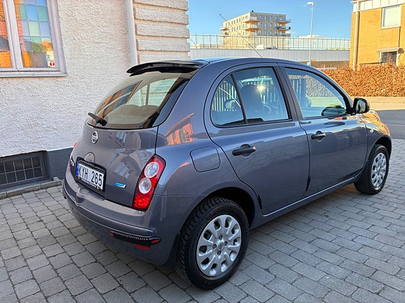 Nissan Micra 12 of 30