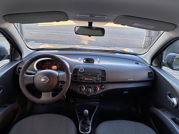 Nissan Micra 17 of 30