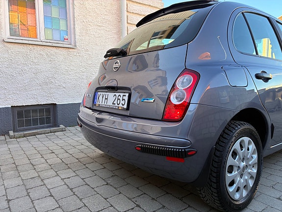 Nissan Micra 13 of 30