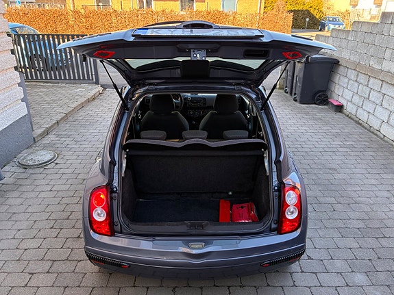 Nissan Micra 16 of 30