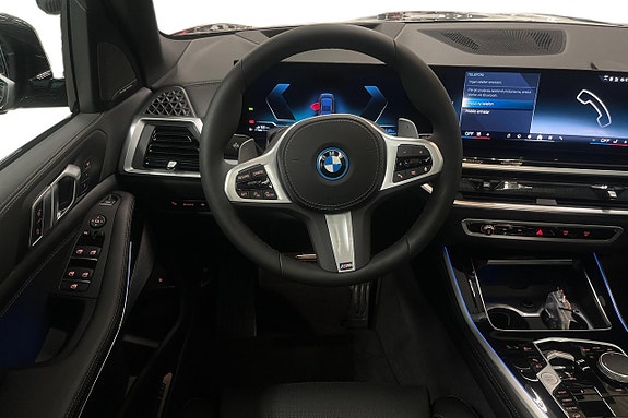 BMW X5 9 of 17