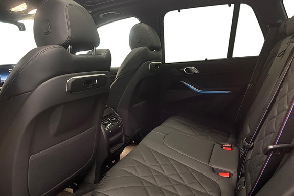 BMW X5 11 of 17