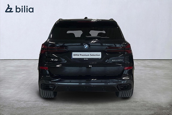 BMW X5 4 of 17